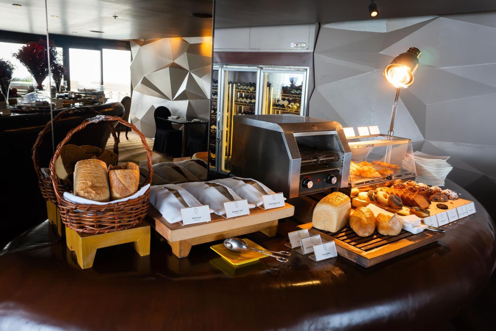 Tower Club At Lebua - Sha Extra 5*